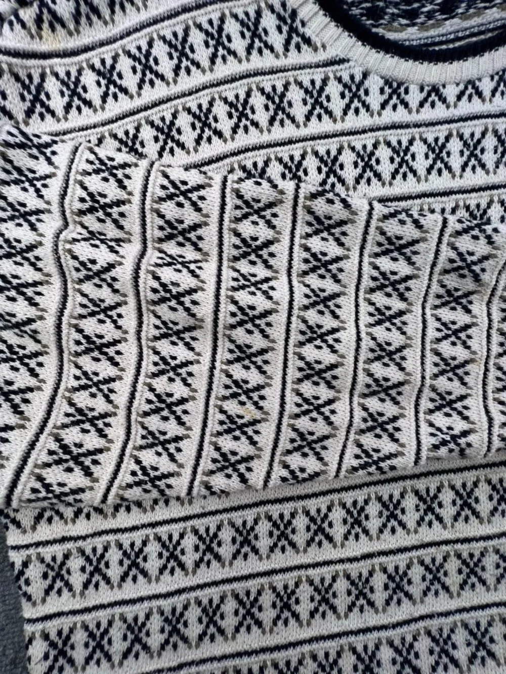 VTG Bill Blass Sweater Fair Isle Hand Framed USA Grandpa Blue White XL (1X) Men